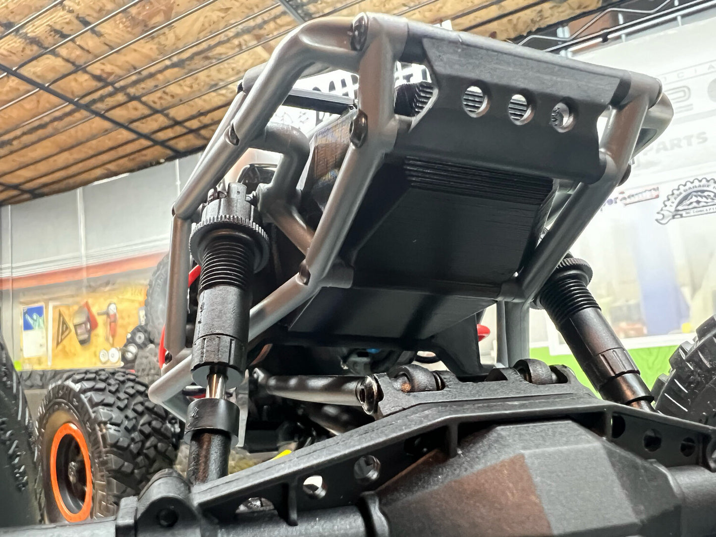 UTB18: Large Rear Electronics box and Cage Replacement