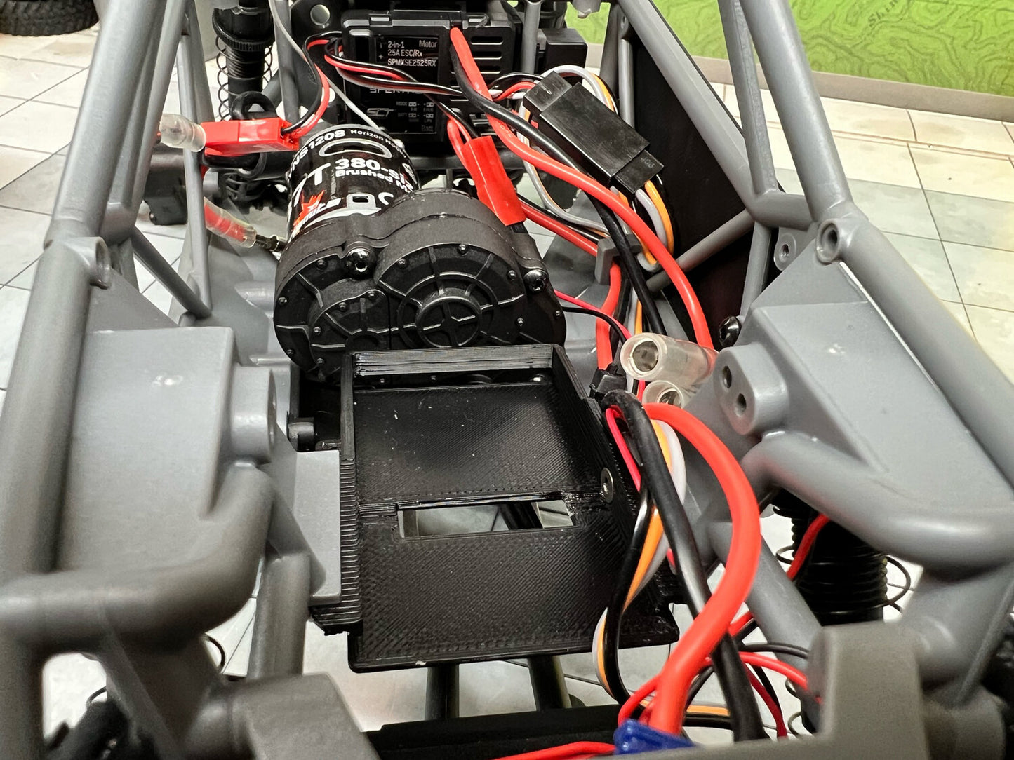 UTB18: LCG Battery Tray