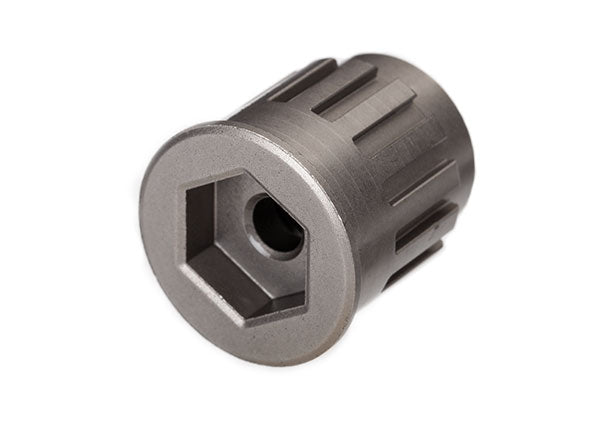 Traxx Stub Axle Part Number: 8887
