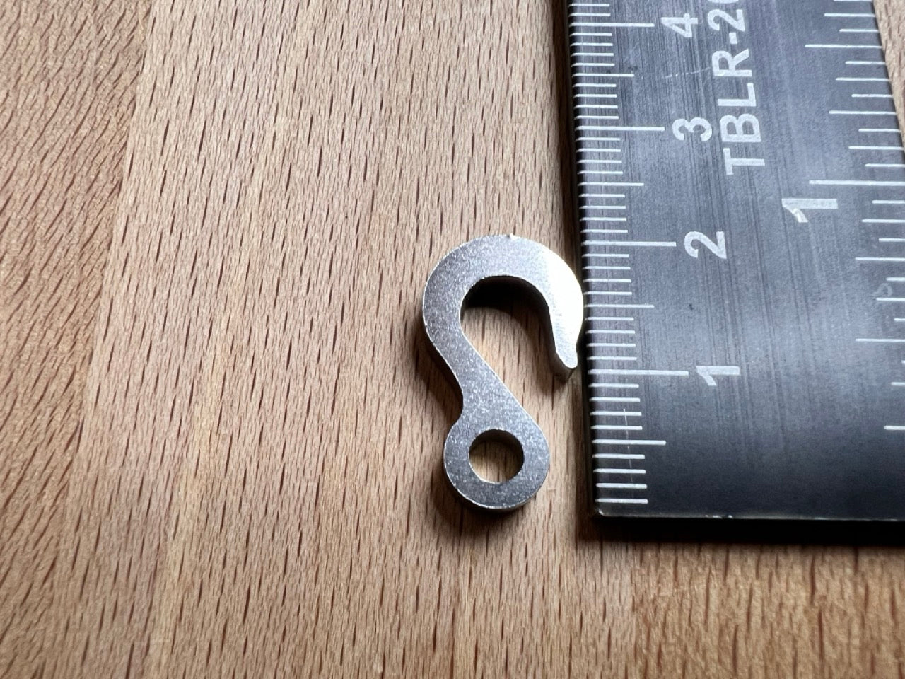 Durable Scale Stainless Steel Winch Hook for securing winch lines to bumpers, D-rings, tree savers, or land anchors. Compact and realistic with precise dimensions -4