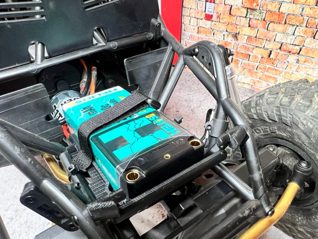BowHouse RC: LCG Shorty Battery Axial AXP8 Gilamon