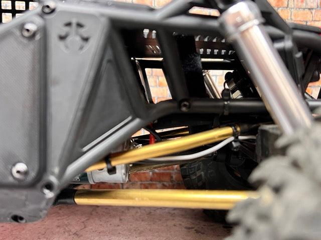 BowHouse RC: LCG Shorty Battery Axial AXP8 Gilamon
