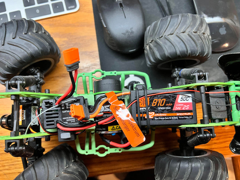 BowHouse RC: Low CG Battery and Electronics Trays for Losi MINI LMT - RC Addict