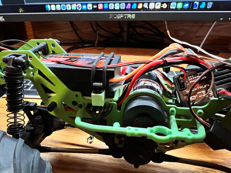 BowHouse RC: Low CG Battery and Electronics Trays for Losi MINI LMT - RC Addict