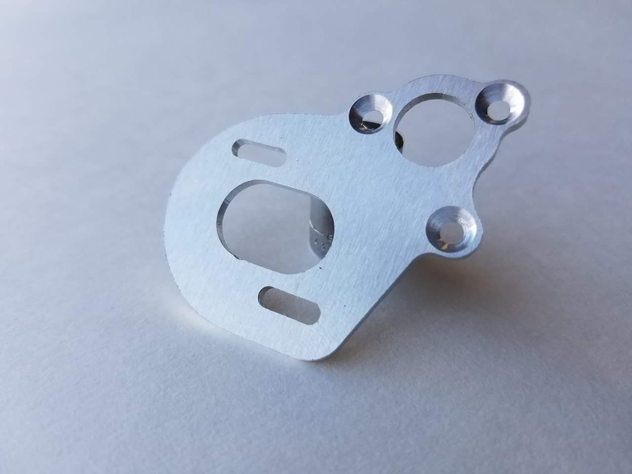 Vader Axial Motor Plate – Durable .080" Aluminum Replacement -top