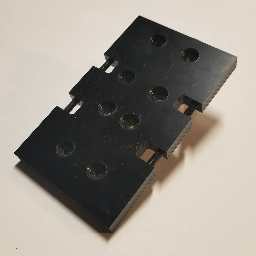 D-Links Brass Lower Links for Vader Products Redcat Everest GEN7 skid -top view