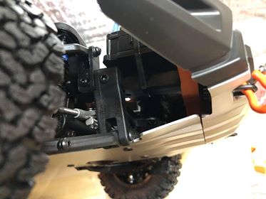 RC4WD / JD Models Hero Desert Runner Truck: 9mm Body Lift with lay flat T-Case bracket