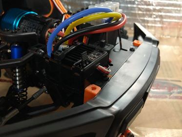 RC4WD / JD Models Hero Desert Runner Truck: 9mm Body Lift with lay flat T-Case bracket