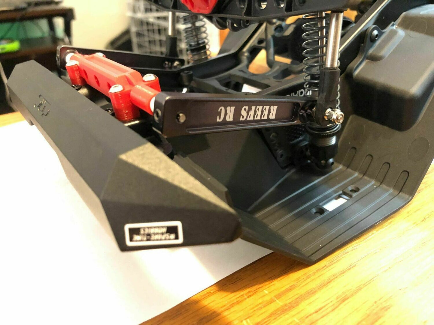 Axial SCX10iii: Rear Sway Bar Mount  (JLU Wrangler, Base Camp)