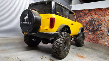 *Pre-Owned* Element Enduro Bronco Hard Body Build