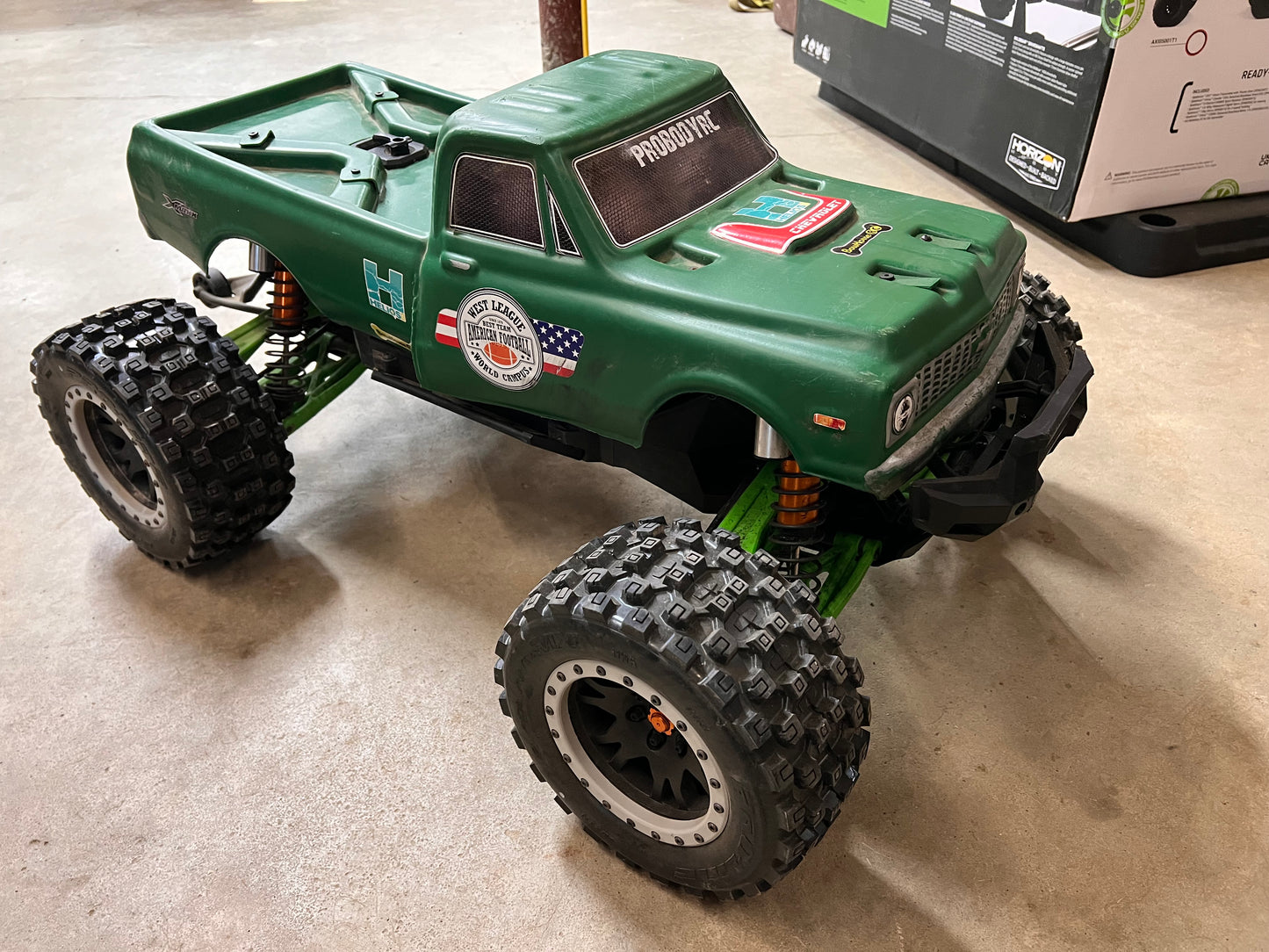 *** Pre-Owned *** Traxxas X-Max (Green)