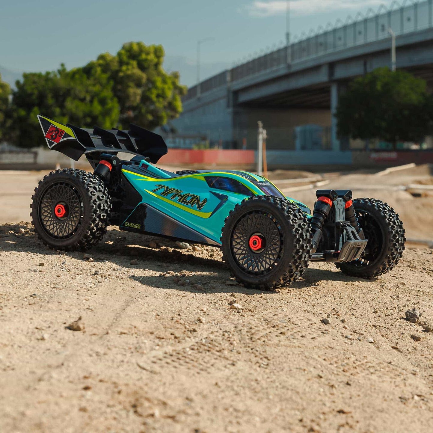 1/8 TYPHON 223S BLX Brushless 4X4 Buggy RTR with DSC, Green