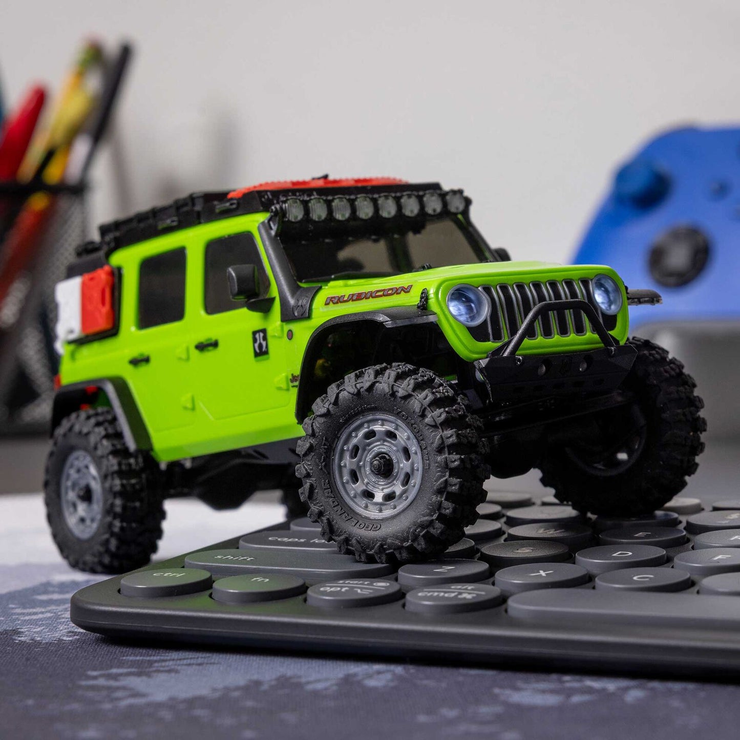 1/30 Axial SCX30 Jeep Wrangler (Battery & Charger Included)