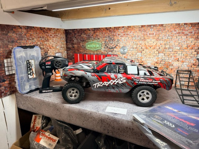 *** Consignment*** Traxxas 2wd Slash RTR (Brushed) RC Addict