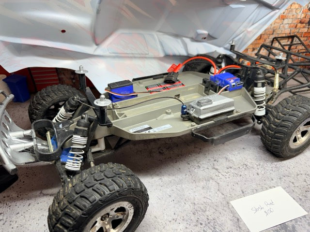 *** Consignment*** Traxxas 2wd Slash RTR (Brushed) RC Addict
