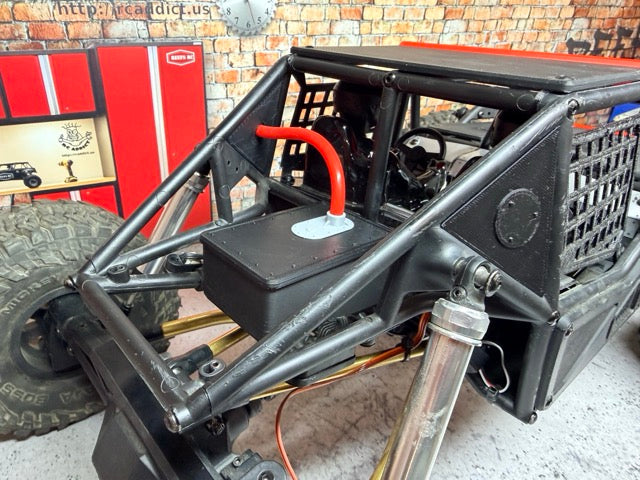 AXP8 Axial Gilamon Fuel Cell (Receiver Box) Spare Time Hobbies