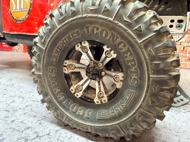 *** Used *** Class 2 Custom Crawler RC Addict