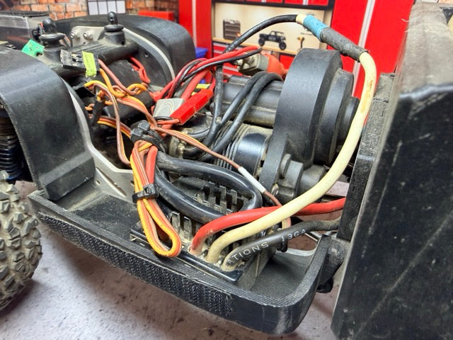 *** Used *** Class 2 Custom Crawler RC Addict