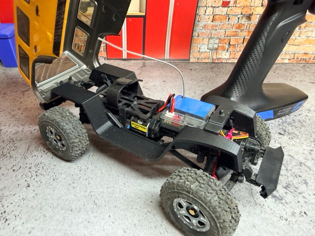 ***Used *** SCX24 RTR Yellow RC Addict