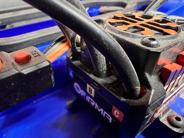 *** USED *** Traxxas Slashed 2WD, LCG Chassis, Upgrades, RTR