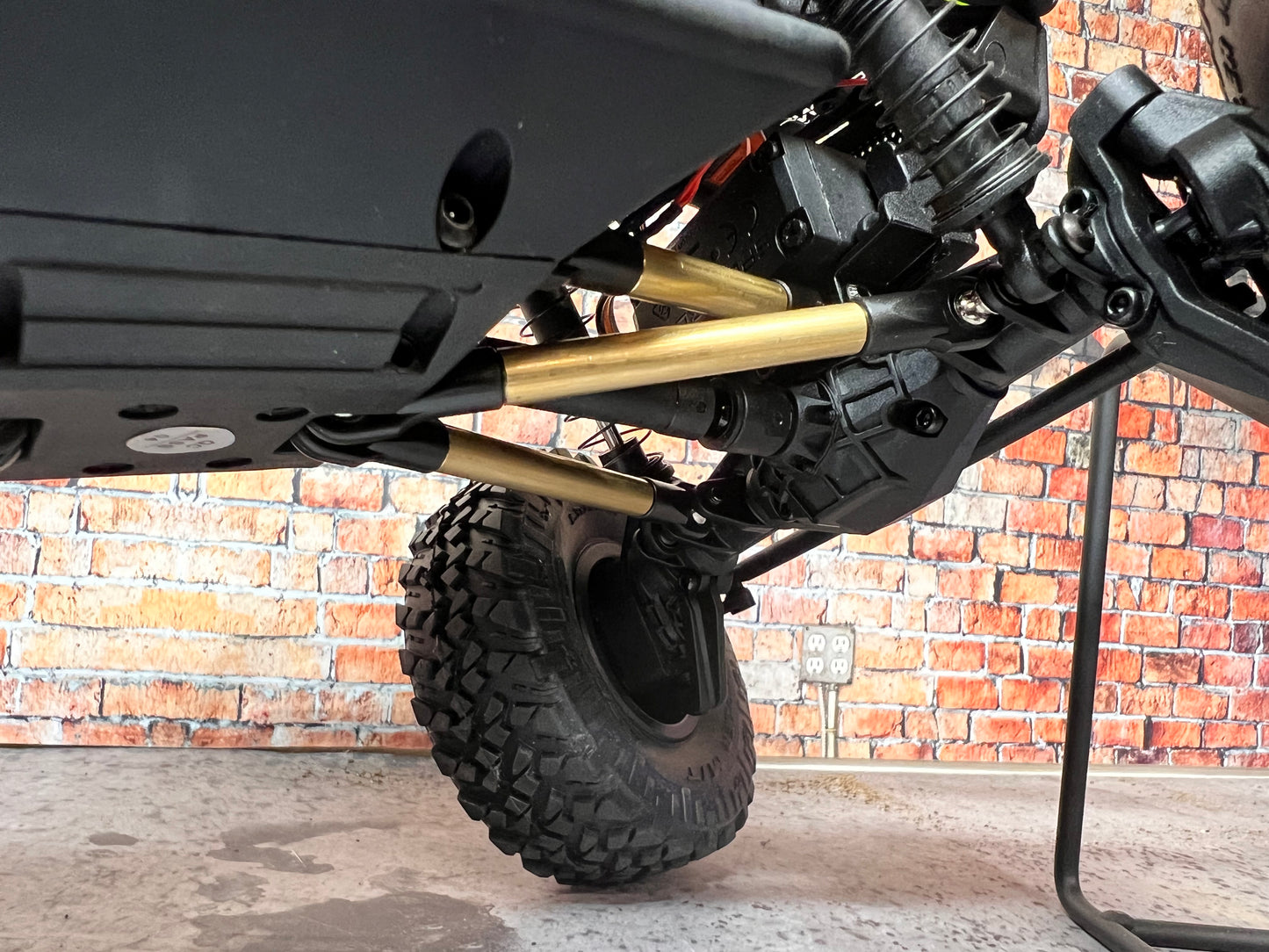 Axial UTB18 - High Clearance Brass Link Kit