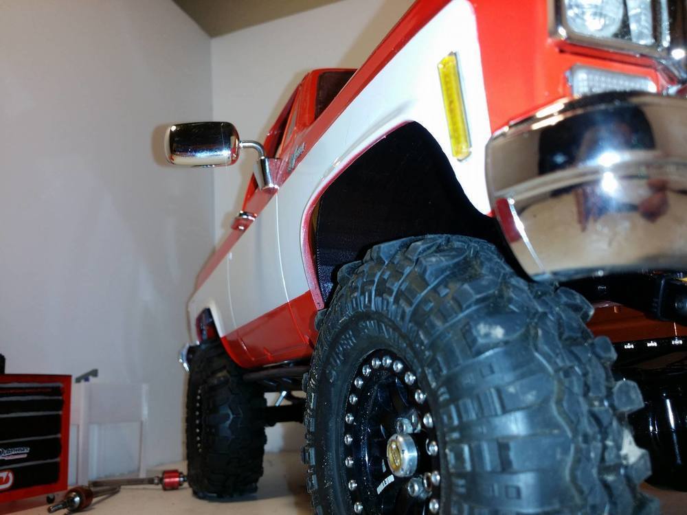 RC4WD Blazer body inner fender kit