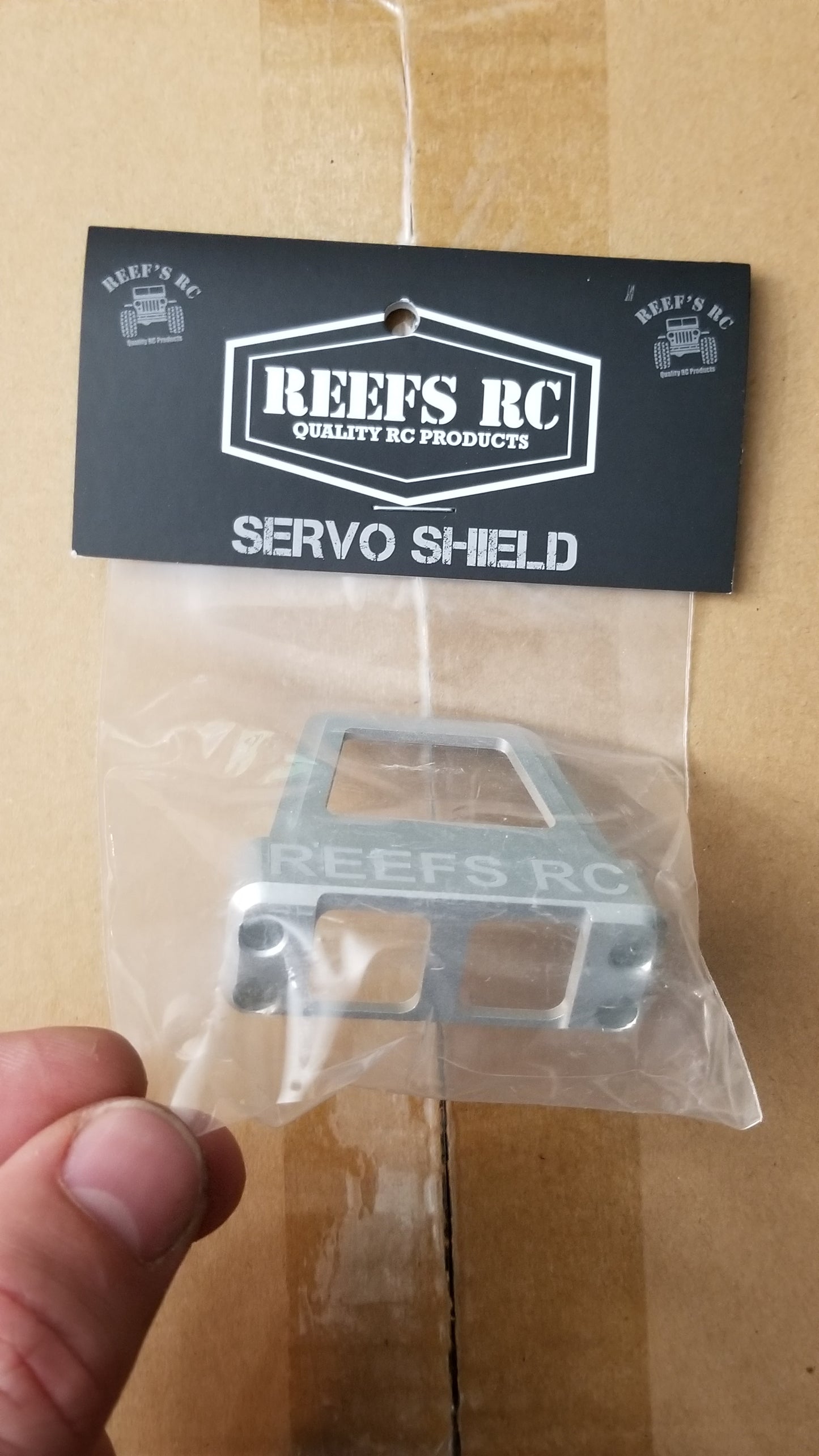 REEF’S Servo Shield - silver