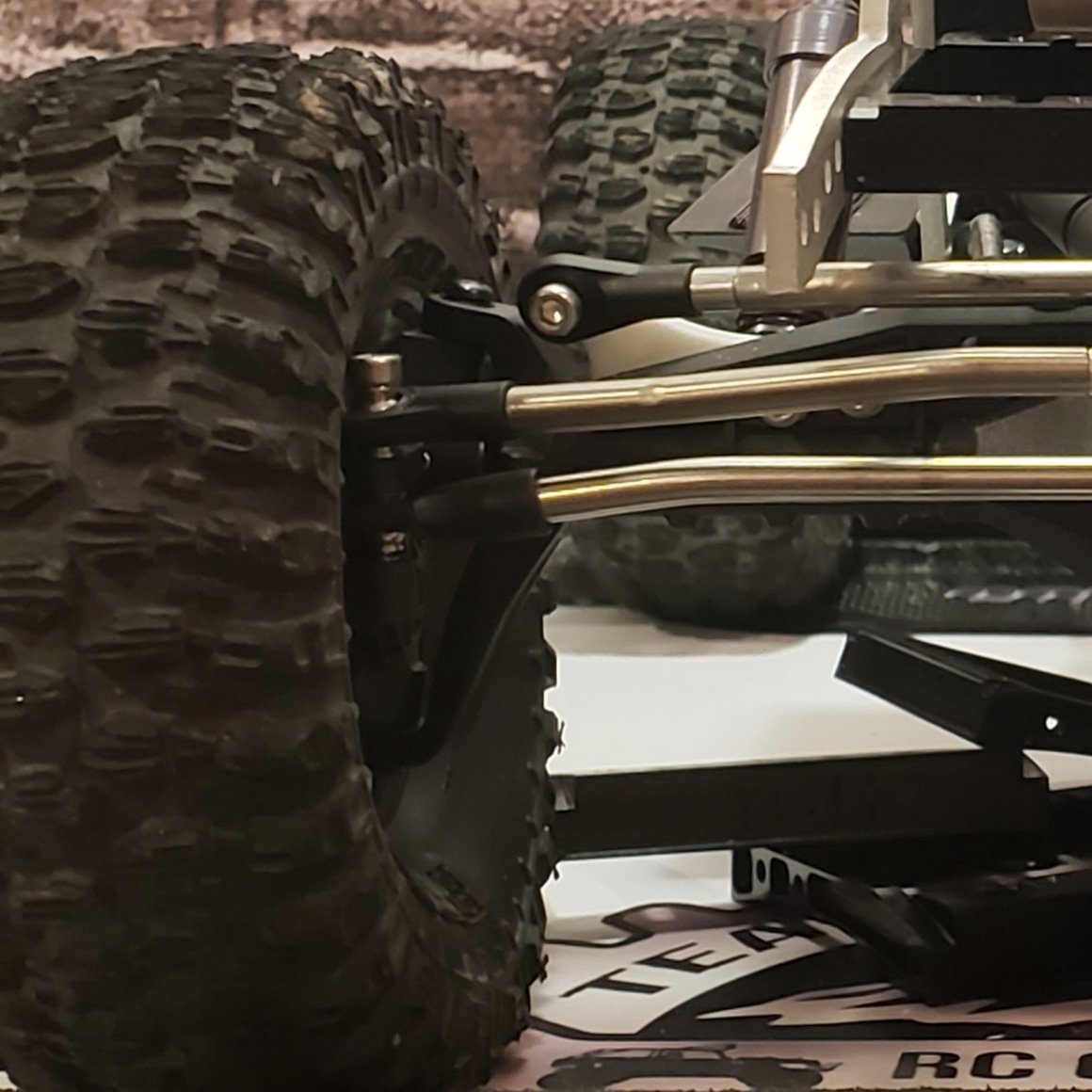 Team Garage Hack: H.O. 1.9 Beadlock wheels (2)