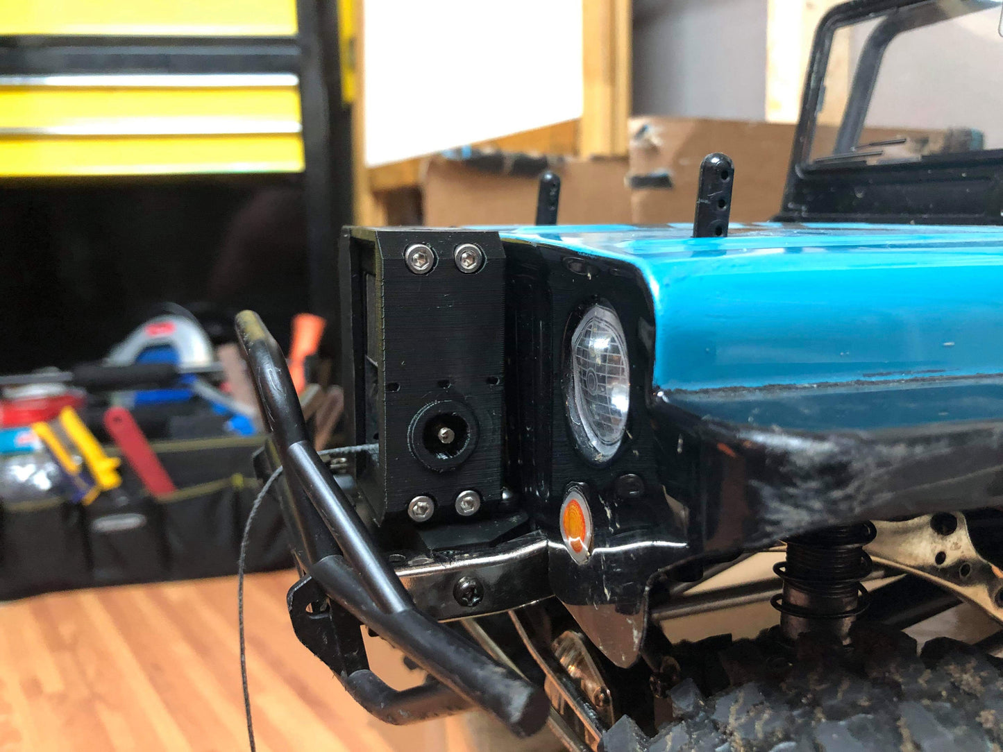 Servo winch mount cover