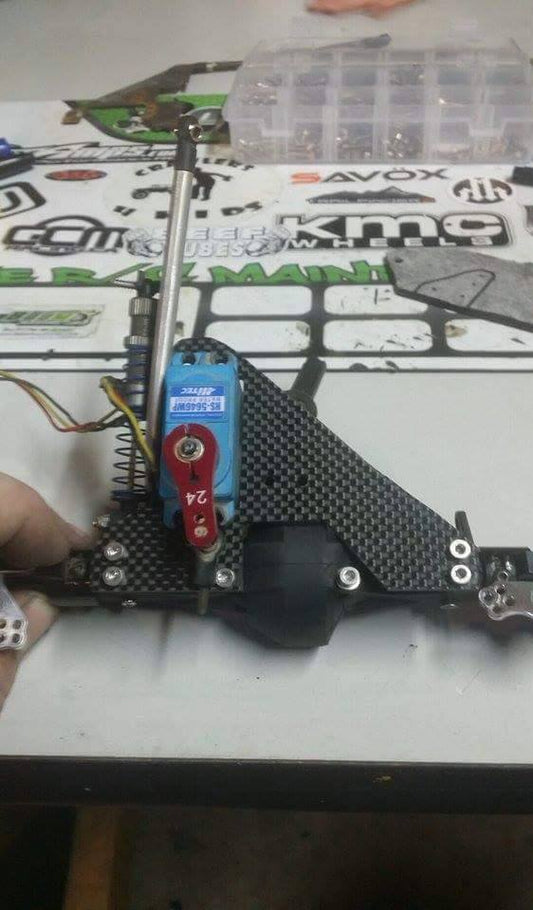 D-Links Behind The Axle Servo Mount